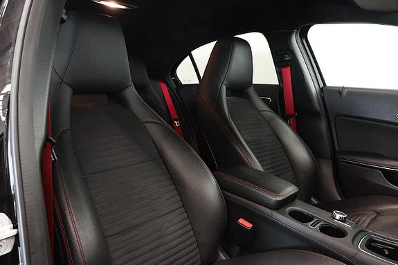 Mercedes-Benz A250 8 of 14