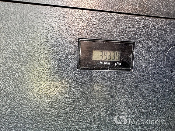 Hjulgrävare Hyundai HW160A med maskinsytrning, kärra & redskap 20 of 27