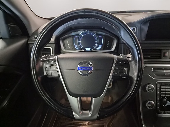 Volvo XC70 18 of 24