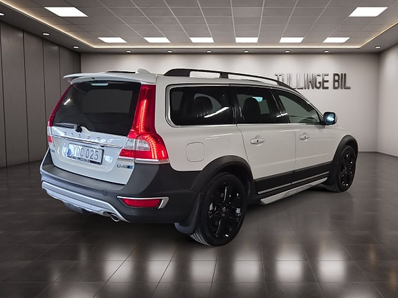 Volvo XC70 5 of 24