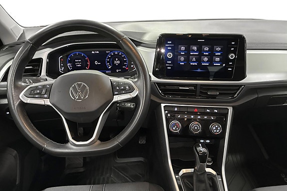 Volkswagen T-Roc 11 of 21
