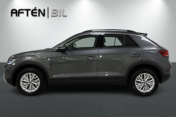 Volkswagen T-Roc 10 of 21