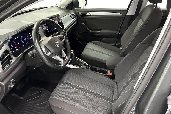 Volkswagen T-Roc 13 of 21