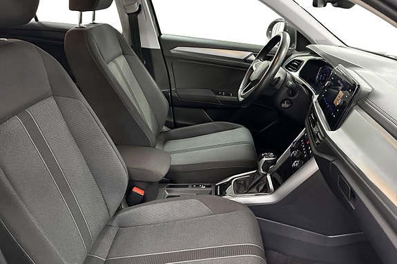 Volkswagen T-Roc 14 of 21
