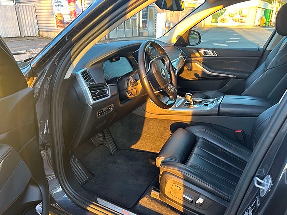 BMW X5 6 of 9