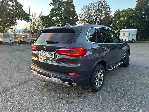 BMW X5 4 of 9