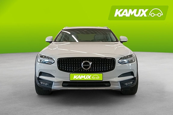 Volvo V90 Cross Country 6 of 21