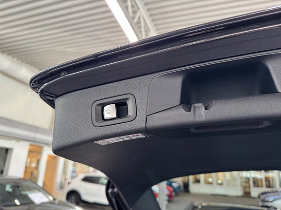 Mercedes-Benz C220 d 17 of 18