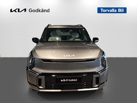 Kia EV9 3 of 15