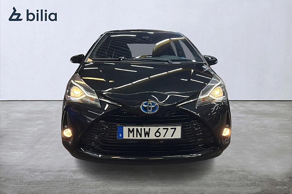 Toyota Yaris 6 of 21