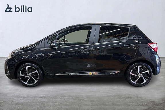 Toyota Yaris 3 of 21