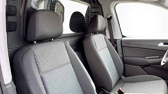Ford Transit Connect 5 of 12