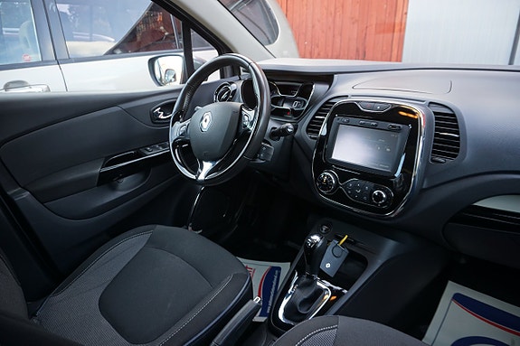 Renault Captur 5 of 6