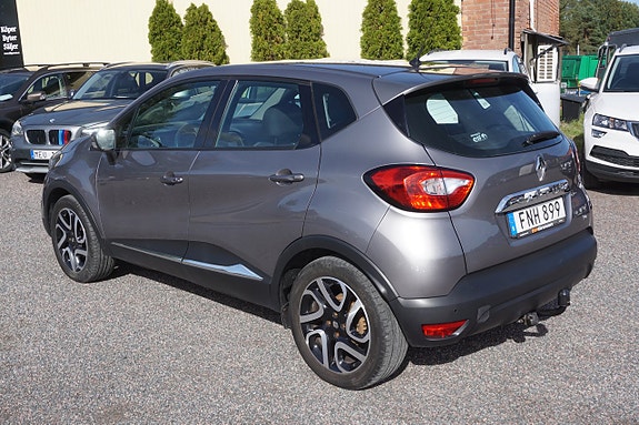 Renault Captur 2 of 6