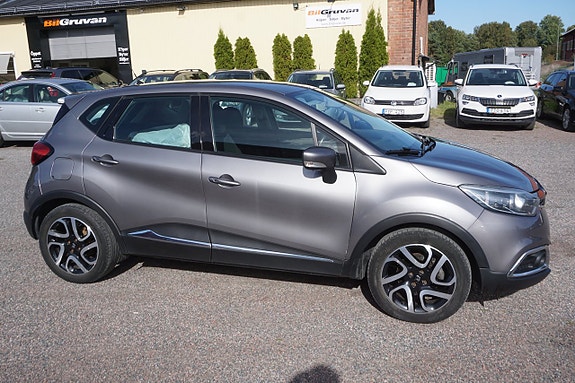 Renault Captur 4 of 6