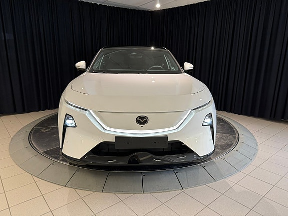 Mazda CX-6e 2 of 15