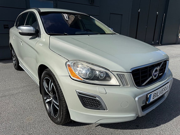 Volvo XC60 3 of 11