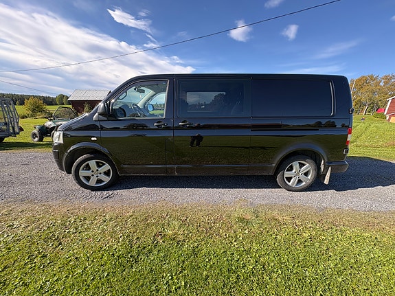 Volkswagen Transporter 2 of 7