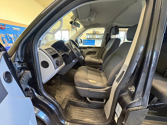 Volkswagen Transporter 4 of 7