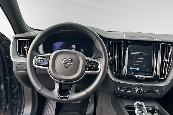 Volvo XC60 10 of 14