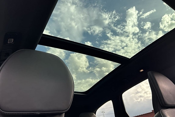 Volvo XC60 13 of 14