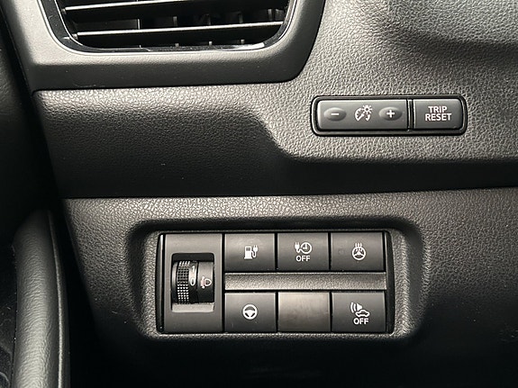 Nissan Leaf 29 of 30