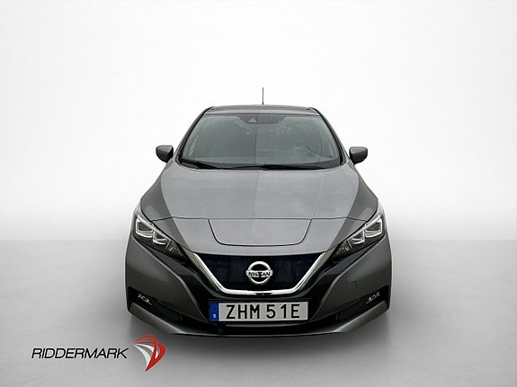 Nissan Leaf 3 of 30