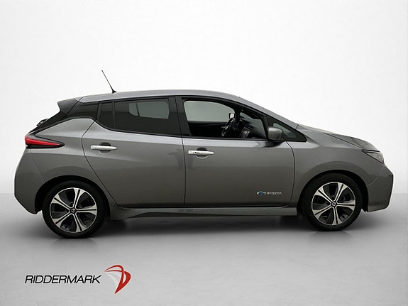 Nissan Leaf 10 of 30