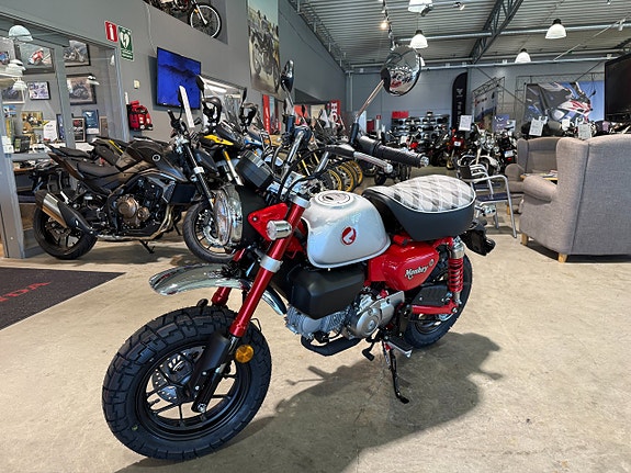 Honda MSZ125 Monkey ABS 6 of 11