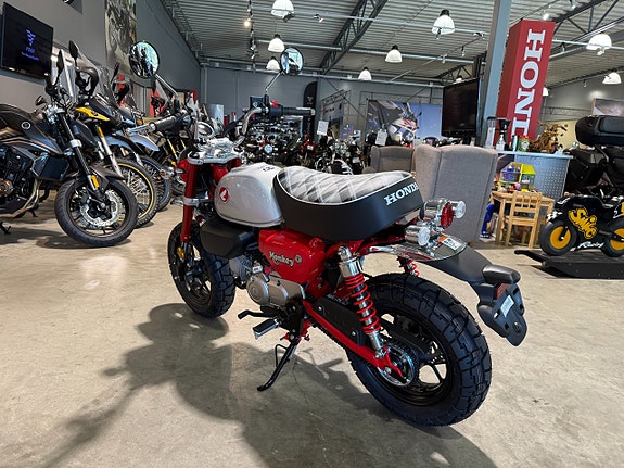 Honda MSZ125 Monkey ABS 4 of 11