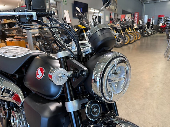 Honda MSZ125 Monkey 8 of 12