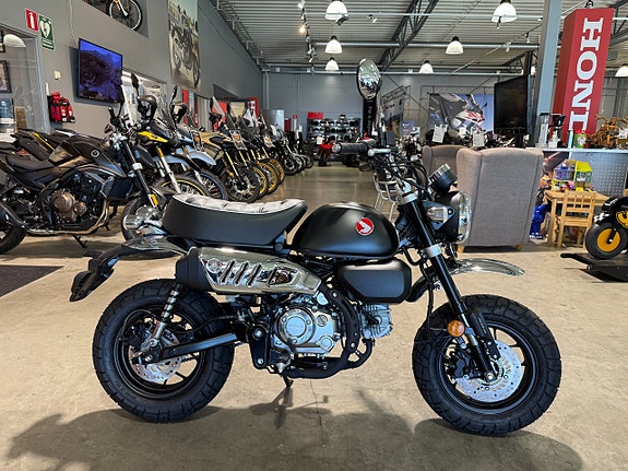 Honda MSZ125 Monkey 2 of 12