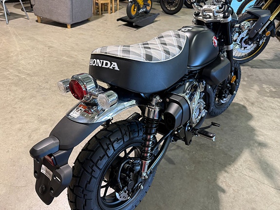 Honda MSZ125 Monkey 11 of 12