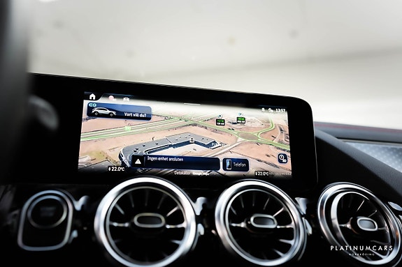 Mercedes-Benz EQA250+ 10 of 18