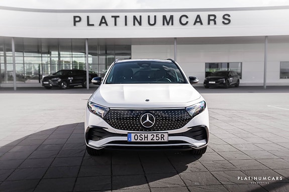 Mercedes-Benz EQA250+ 3 of 18