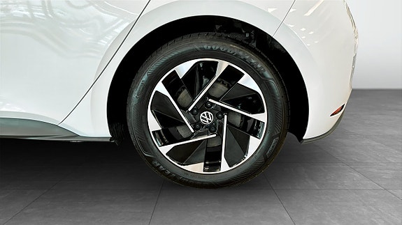 Volkswagen ID.3 6 of 14
