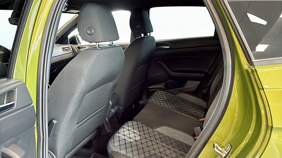 Volkswagen Taigo 11 of 13