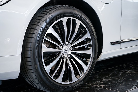 Volvo V90 5 of 28