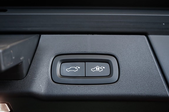 Volvo V90 26 of 28