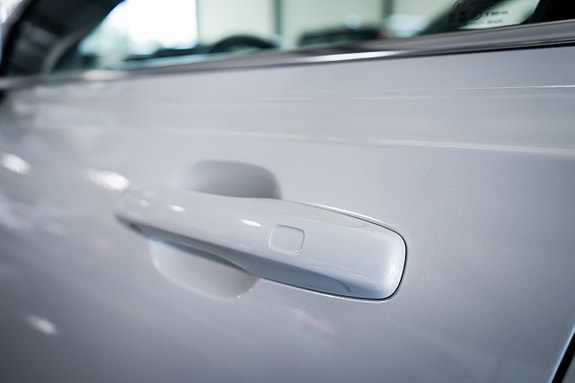 Volvo V90 10 of 28