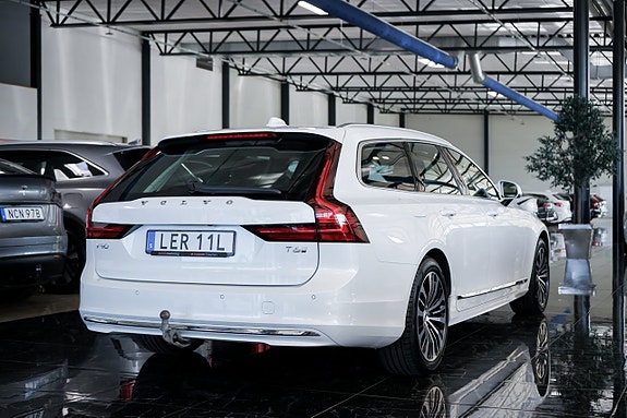 Volvo V90 6 of 28