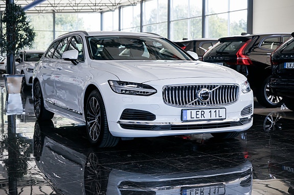 Volvo V90 3 of 28