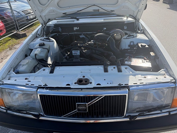 Volvo 244 14 of 30