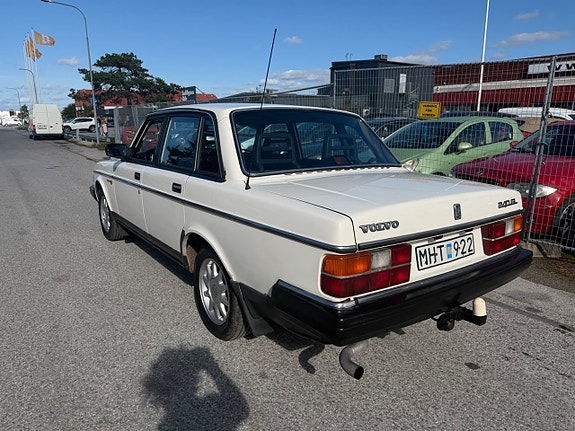 Volvo 244 10 of 30