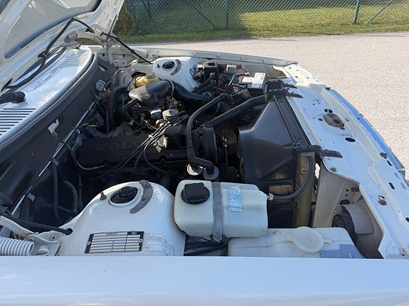 Volvo 244 15 of 30