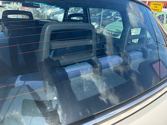 Volvo 244 17 of 30