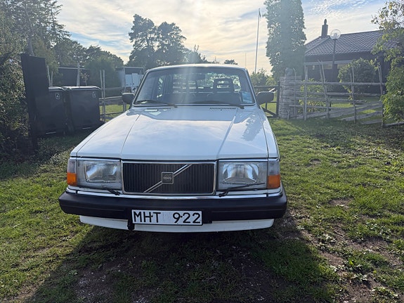 Volvo 244 23 of 30