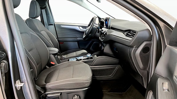 Ford Kuga 3 of 12