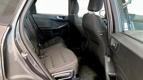 Ford Kuga 5 of 12