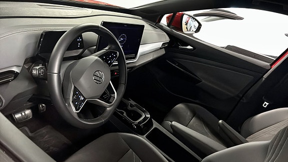 Volkswagen ID.4 8 of 15